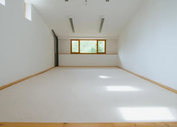 Théveny, Le Levant Nyaraló Saint-Astier