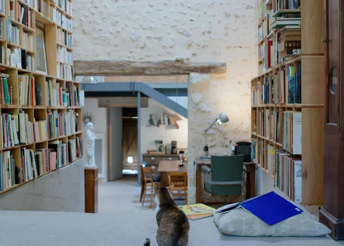 Théveny, Le Levant *